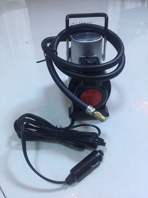 La plupart de petit compresseur d'air simple populaire avec la lumière pour tout le ruban de voitures et de rouge