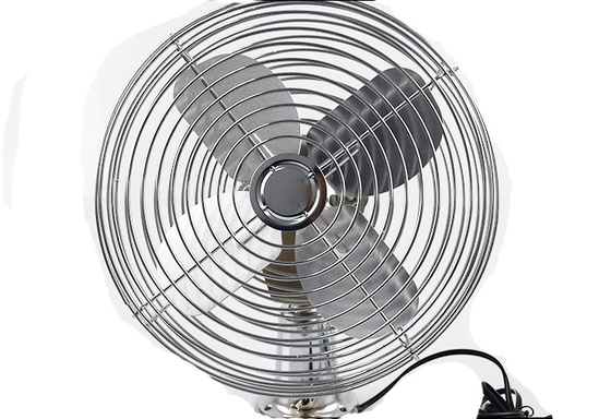 Couleur argentée portative 6" de ventilateur de voiture de camion oscillant une garantie d'an