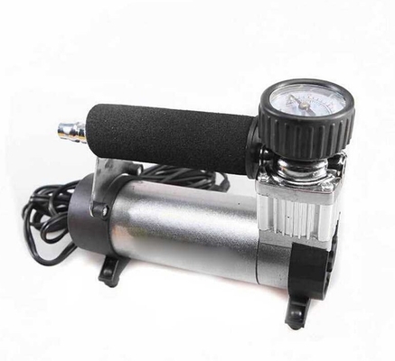 Un bon prix. Compresseur d'air portatif résistant noir argenté 12v compresseur de 140 livres par pouce carré pour la voiture en ligne