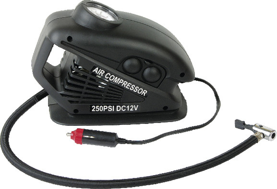 Un bon prix. Noir en plastique portatif avec de l'air tenu dans la main Comressor de voiture de DC12V pour tous les types de véhicule en ligne
