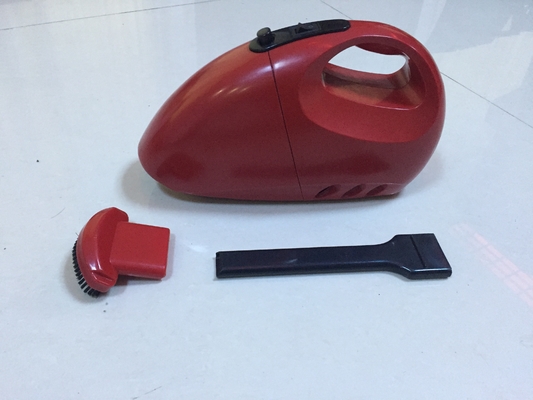 Un bon prix. Petit aspirateur, noir et Decker Handheld Vacuum Cleaner brillant en ligne
